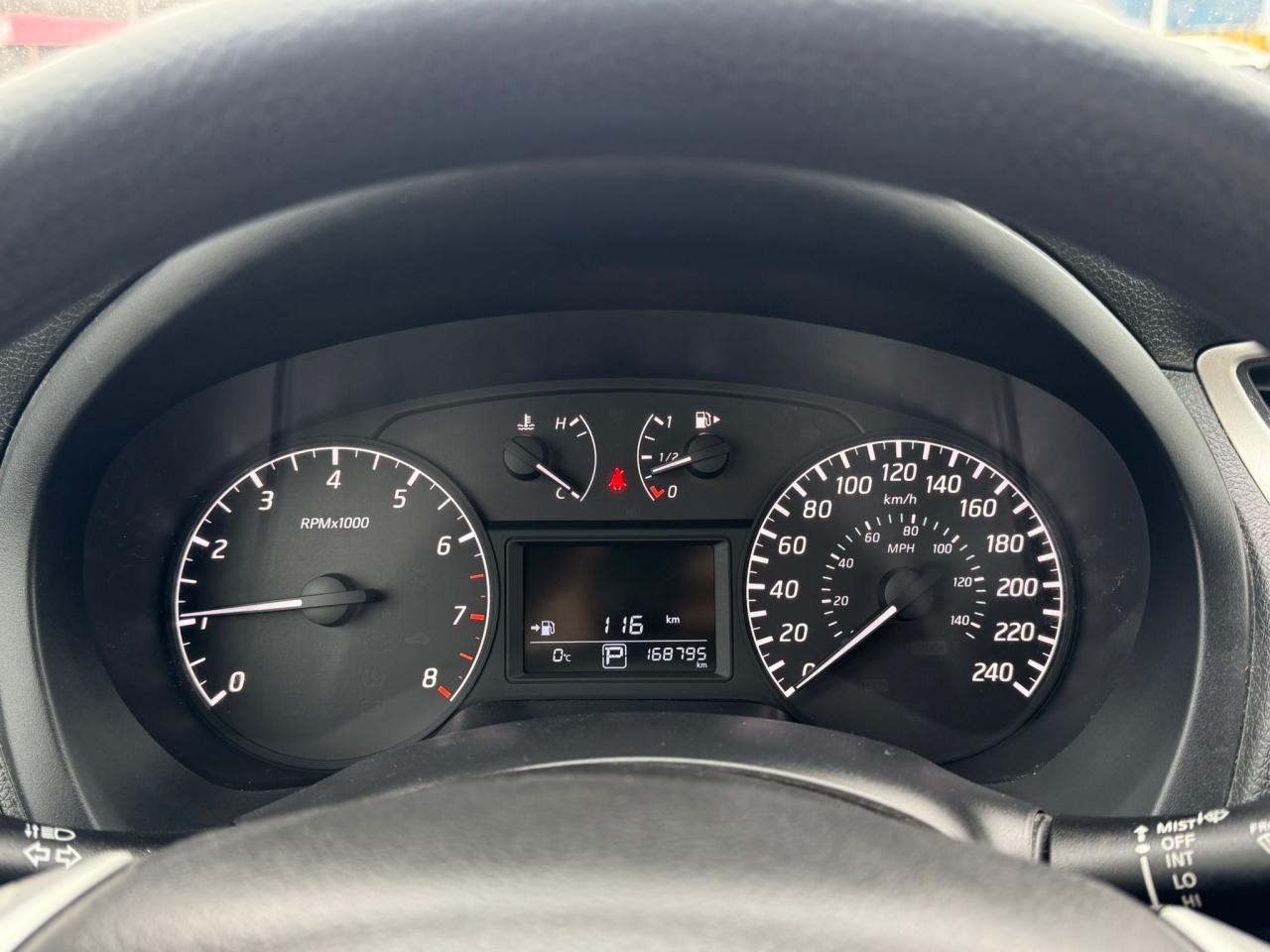 2013 Nissan Sentra S Photo