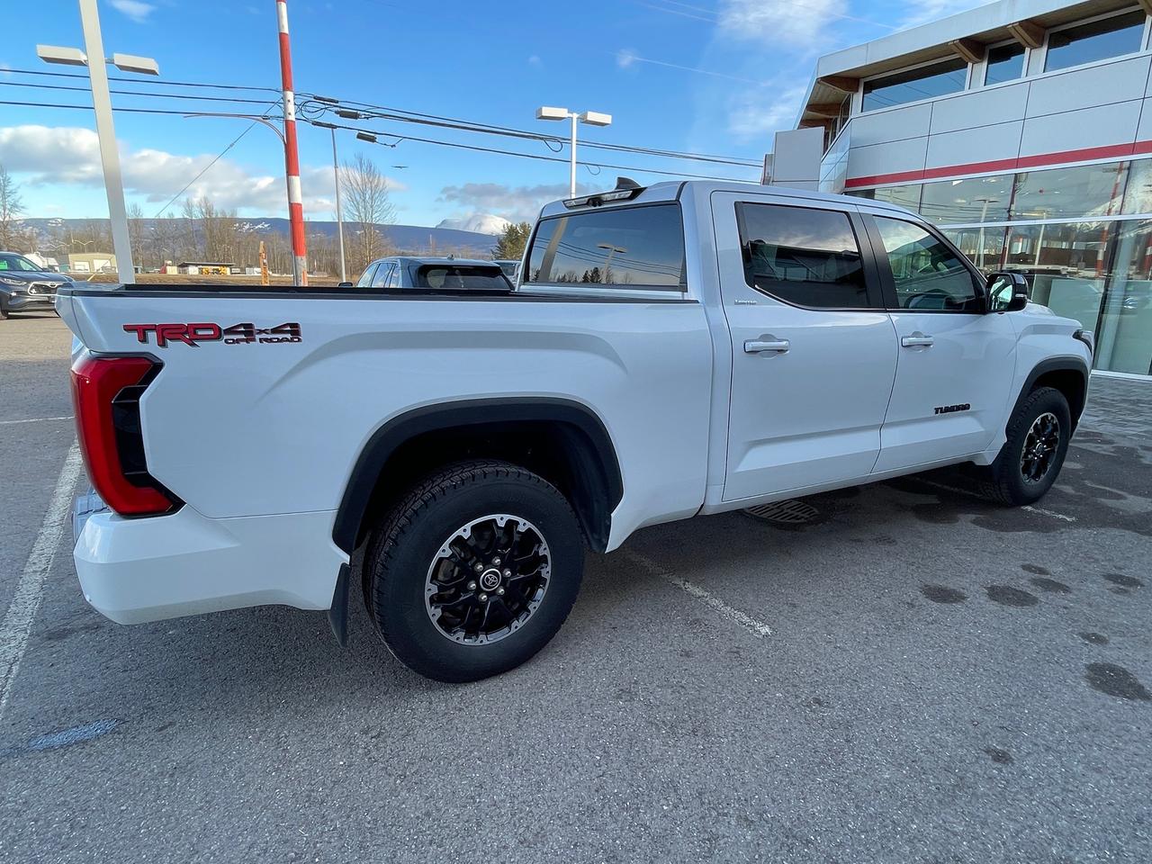 2024 Toyota Tundra LIMITED HYBRID Photo4