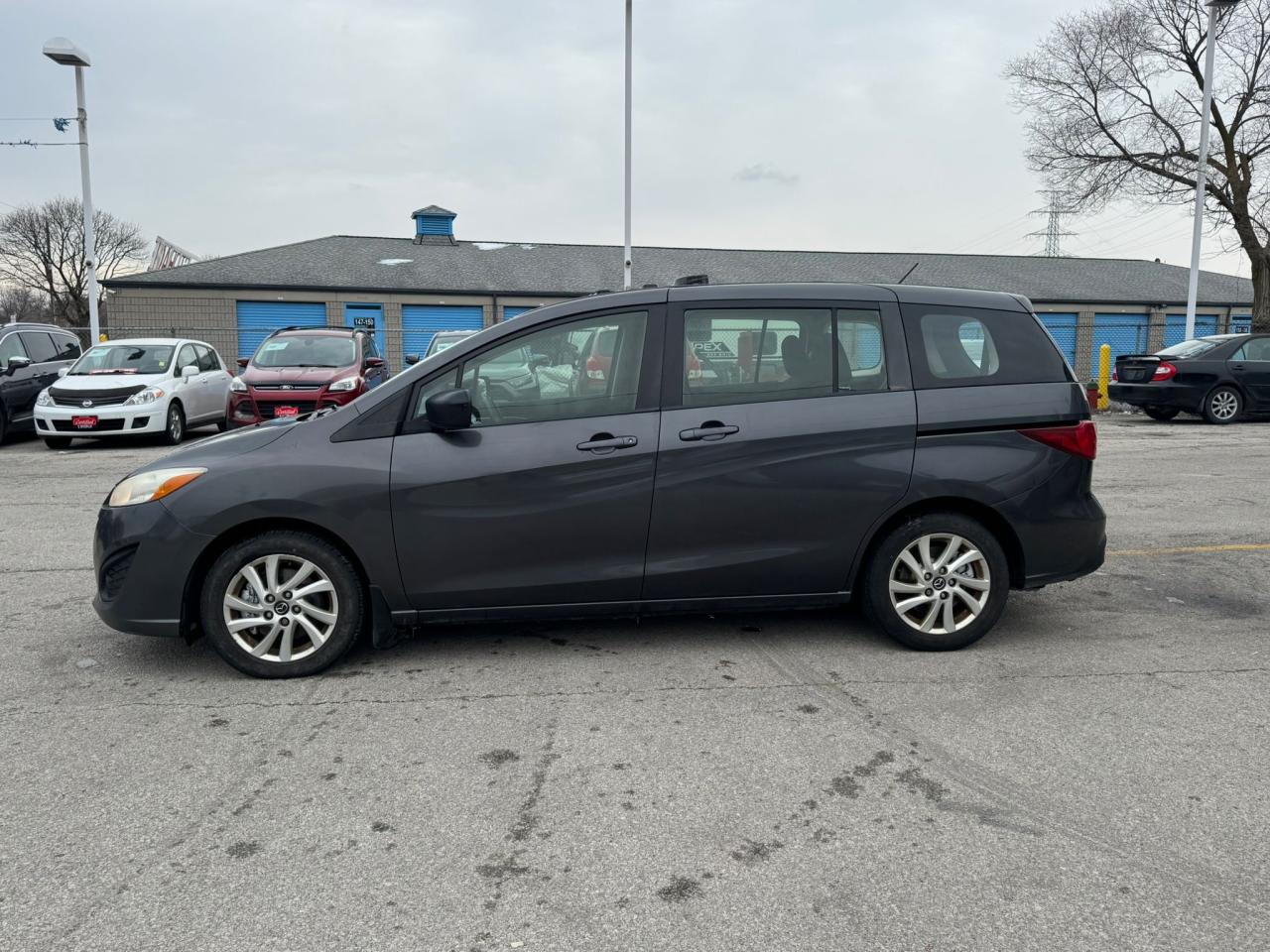 2014 Mazda MAZDA5 GS Photo
