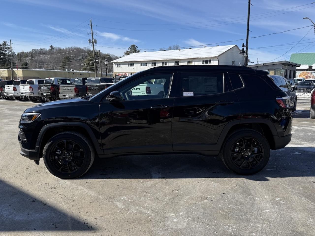 2026 Jeep Compass Altitude 4x4 Photo