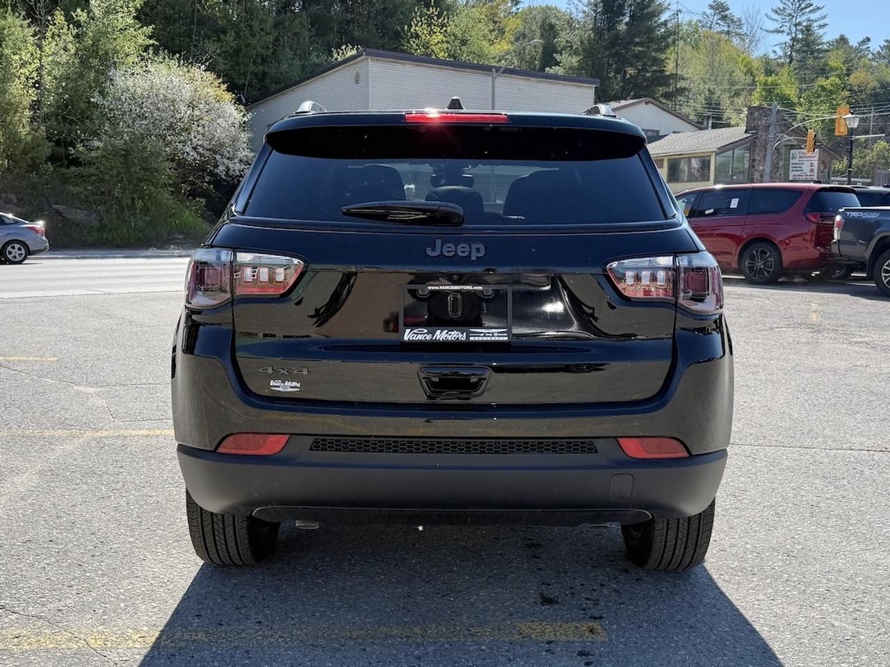 2026 Jeep Compass Altitude 4x4 Photo