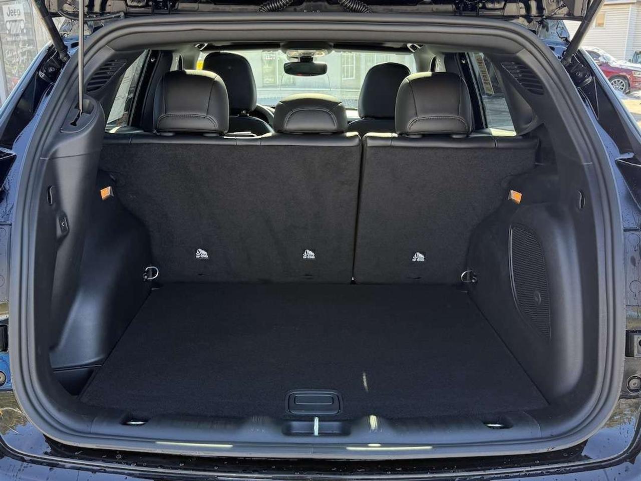 2026 Jeep Compass Altitude 4x4 Photo