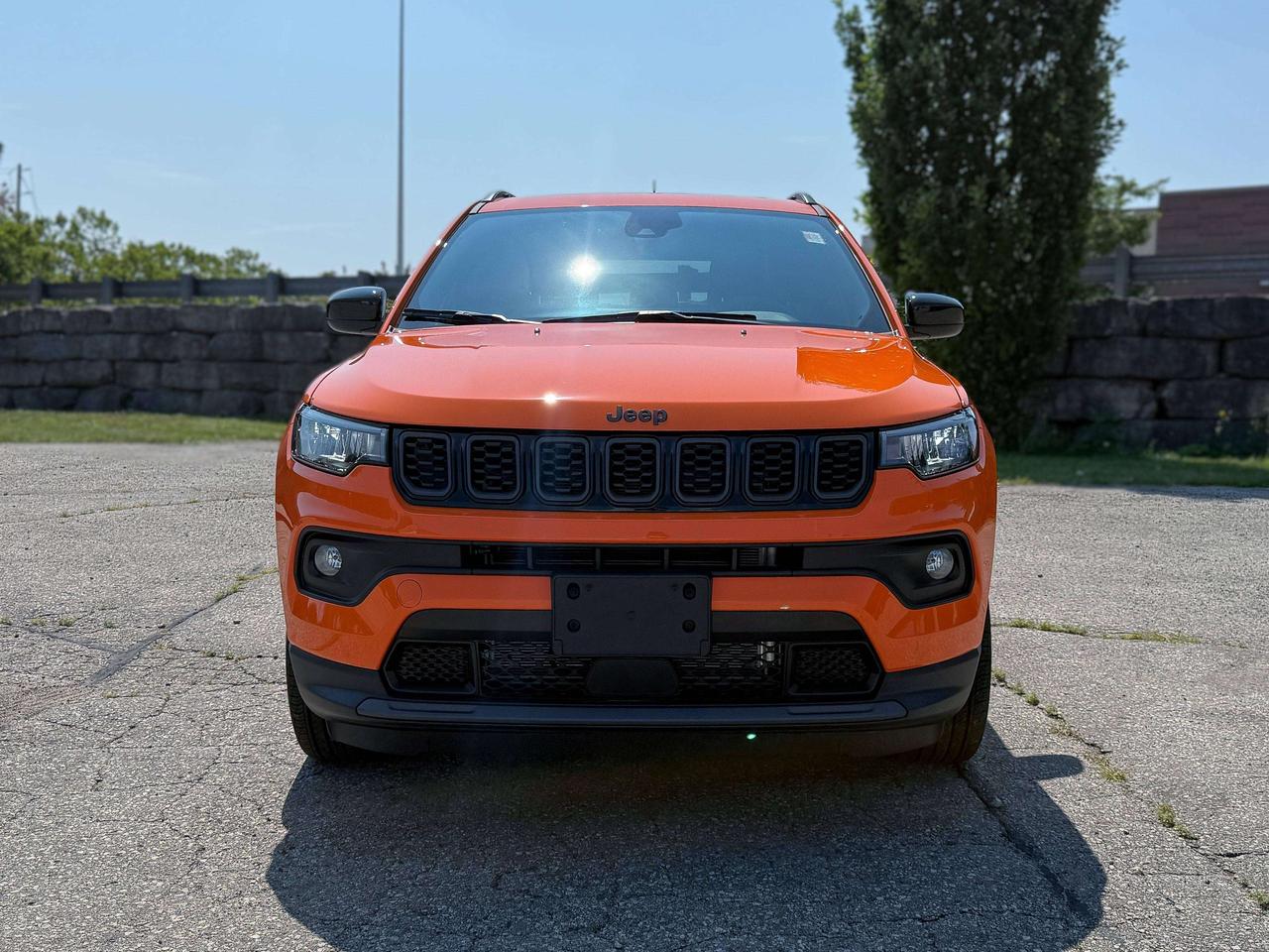 2026 Jeep Compass NORTH 4X4 Photo5