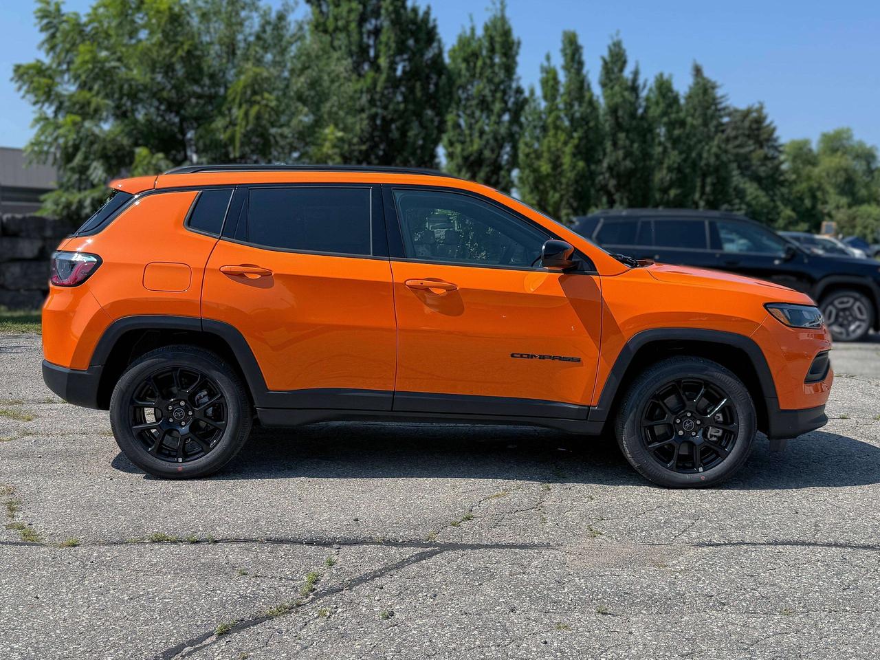 2026 Jeep Compass NORTH 4X4 Photo3