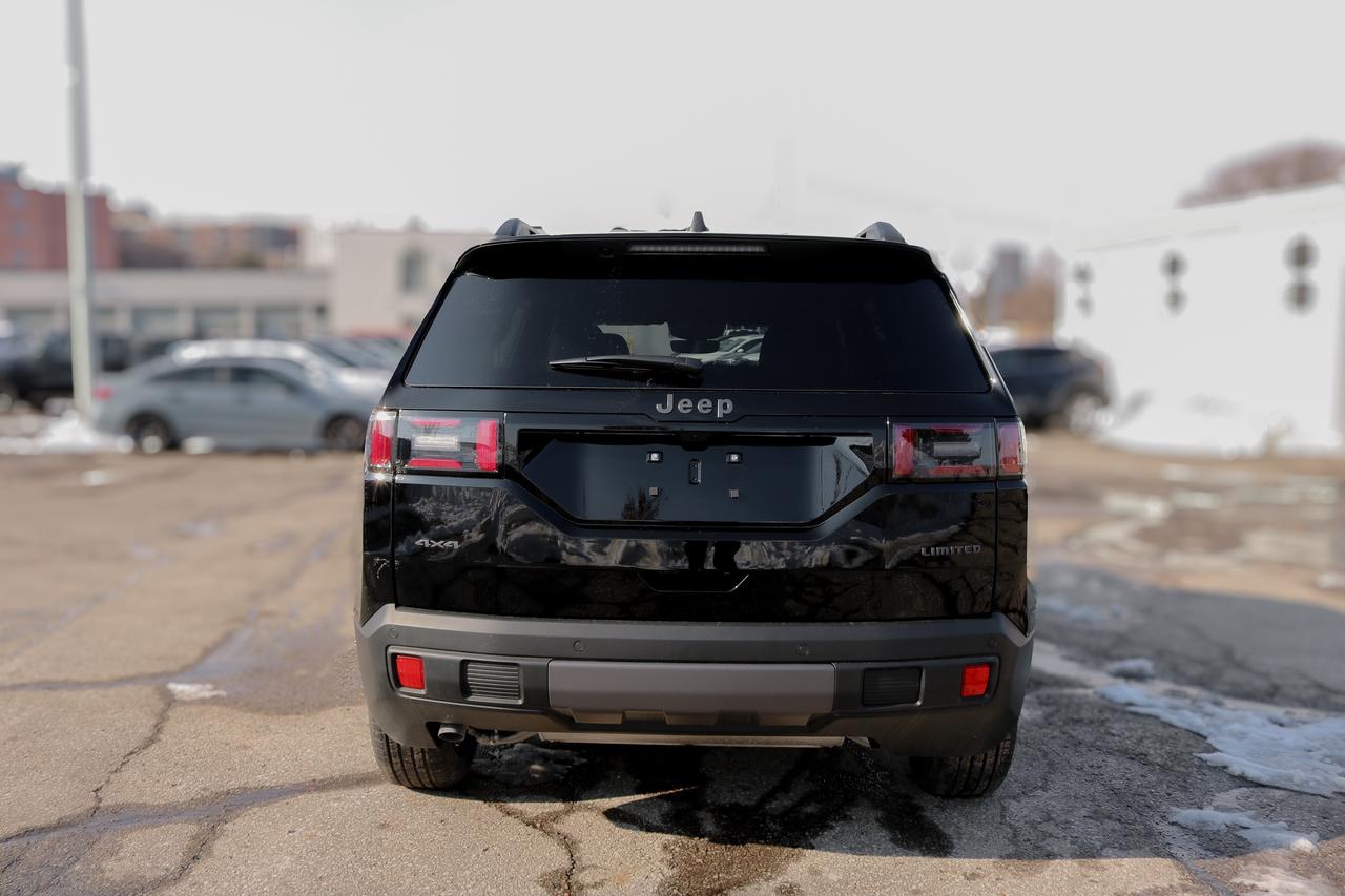 2026 Jeep Cherokee Limited 4X4 Photo