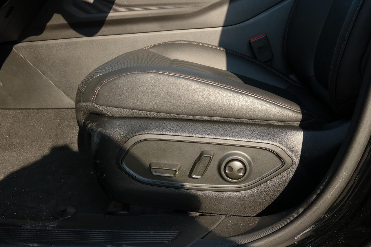 2026 Jeep Cherokee Limited 4X4 Photo