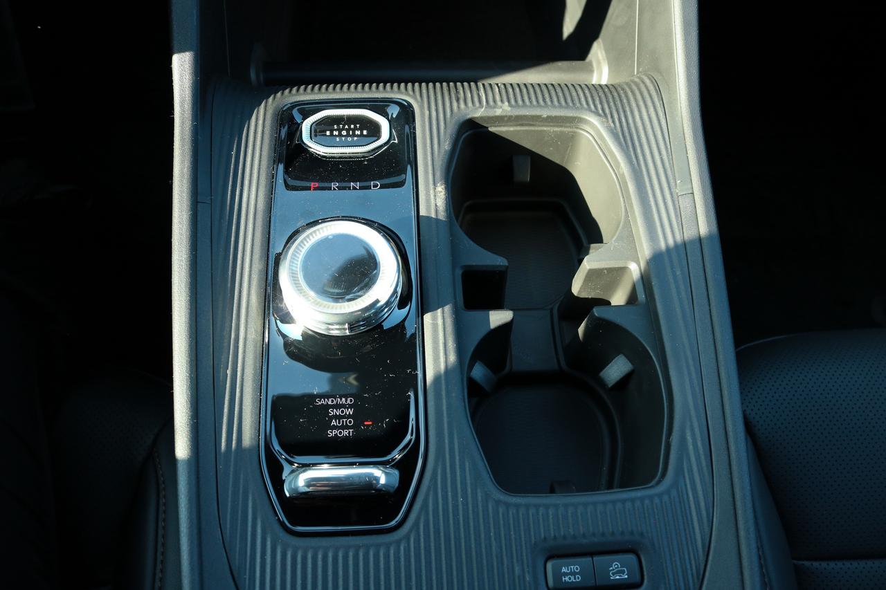 2026 Jeep Cherokee Limited 4X4 Photo