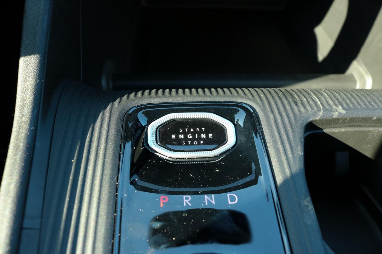 2026 Jeep Cherokee Limited 4X4 Photo