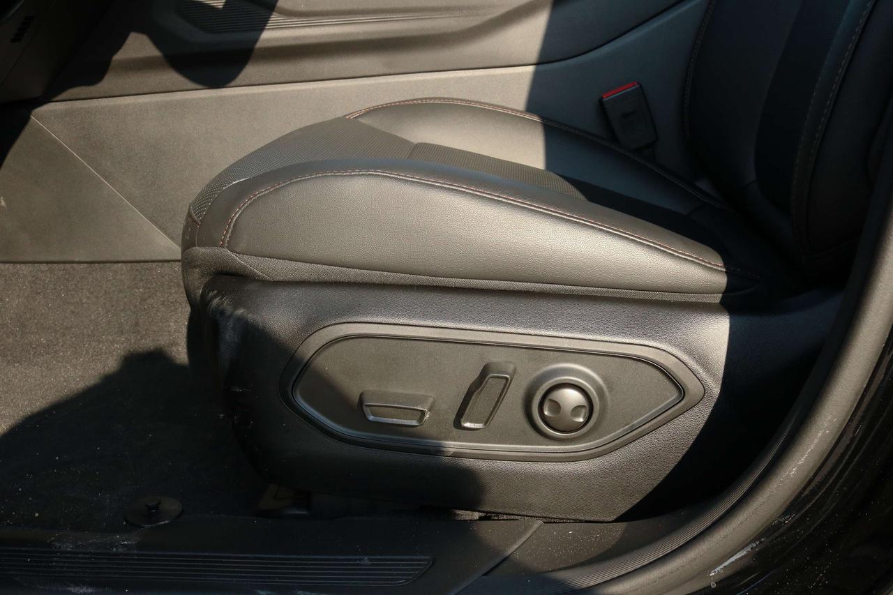 2026 Jeep Cherokee Limited 4X4 Photo