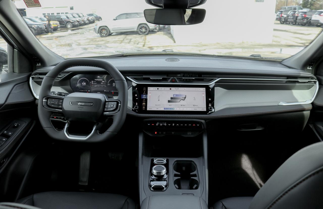 2026 Jeep Cherokee  Photo