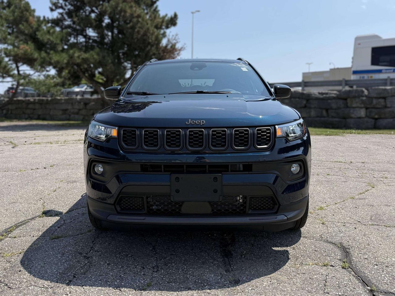 2026 Jeep Compass NORTH 4X4 Photo1