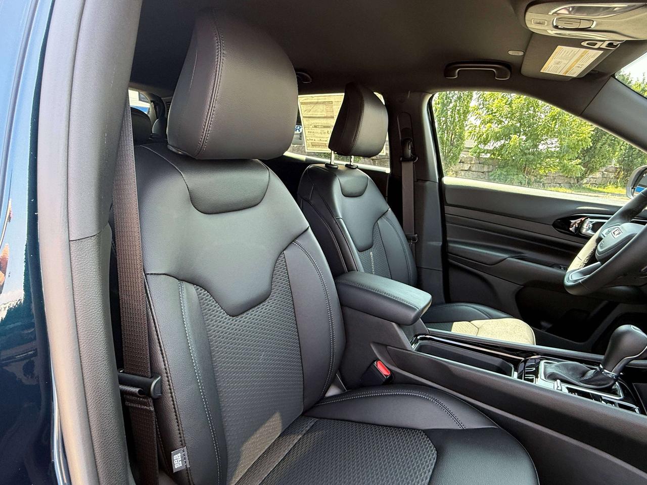 2026 Jeep Compass NORTH 4X4 Photo