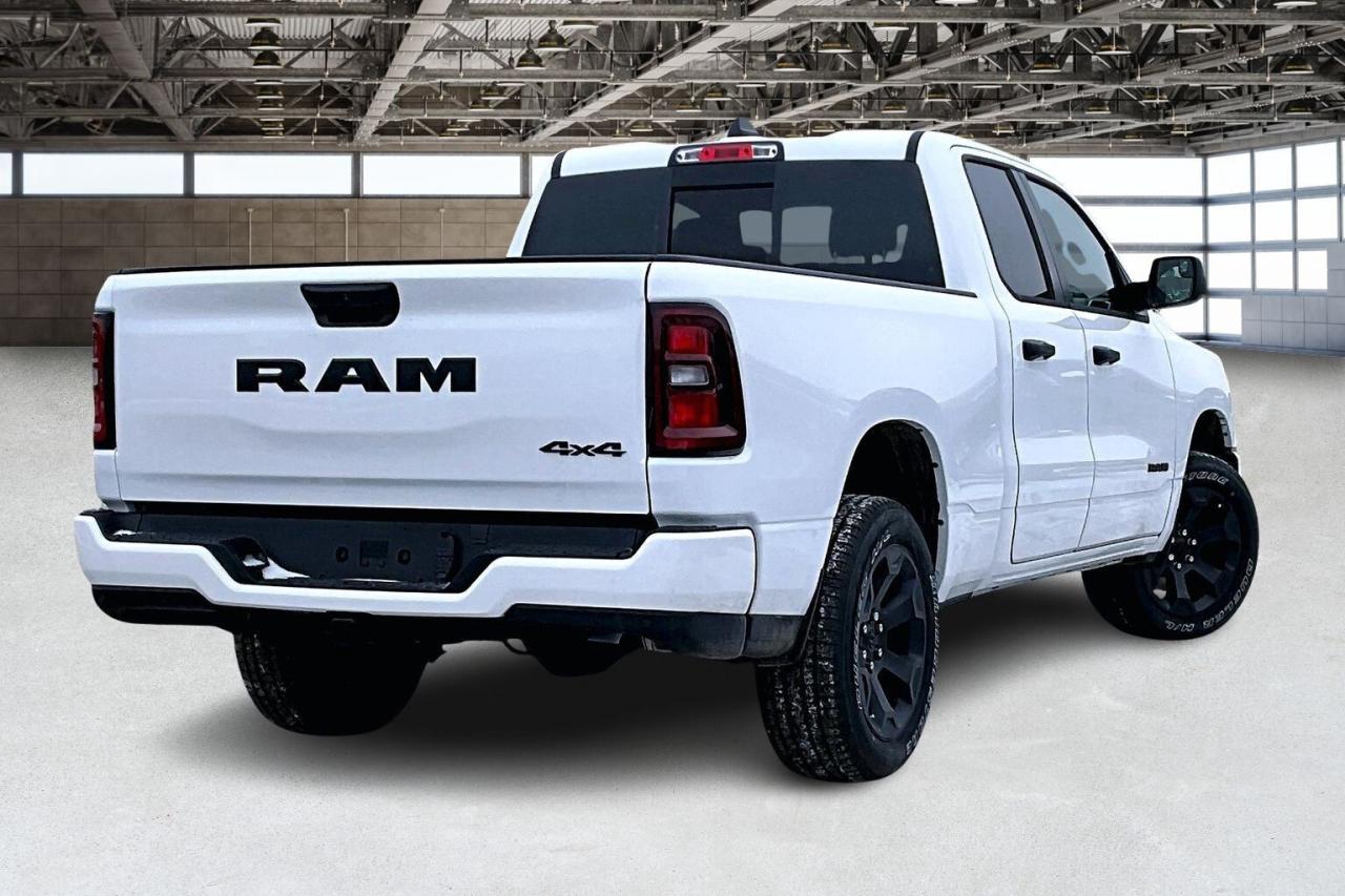 2026 RAM 1500 EXPRESS 4X4 | Blackout | 6FT 4INCH BOX | QUAD CAB Photo