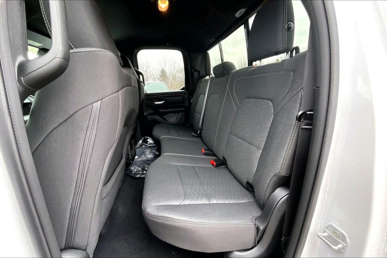 2026 RAM 1500 EXPRESS 4X4 | Blackout | 6FT 4INCH BOX | QUAD CAB Photo