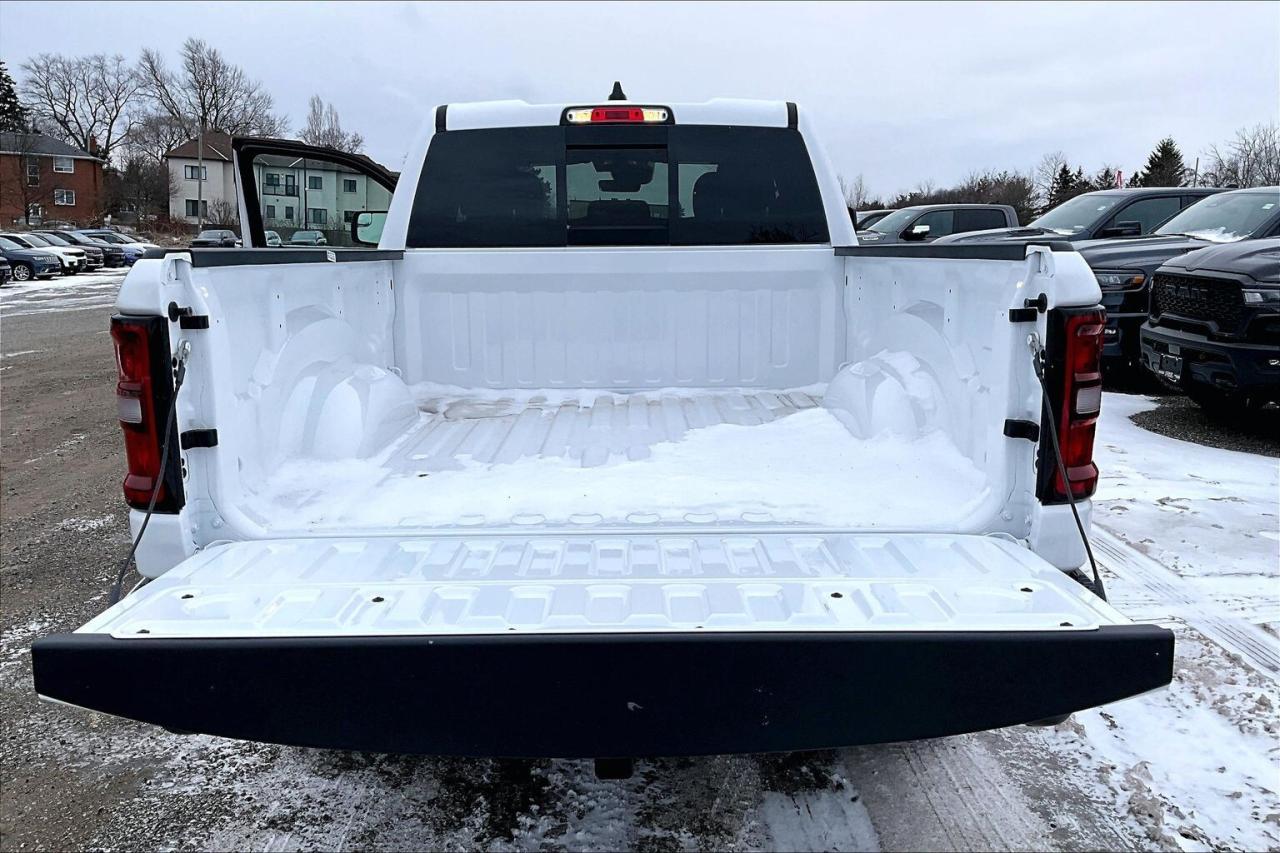2026 RAM 1500 EXPRESS 4X4 | Blackout | 6FT 4INCH BOX | QUAD CAB Photo