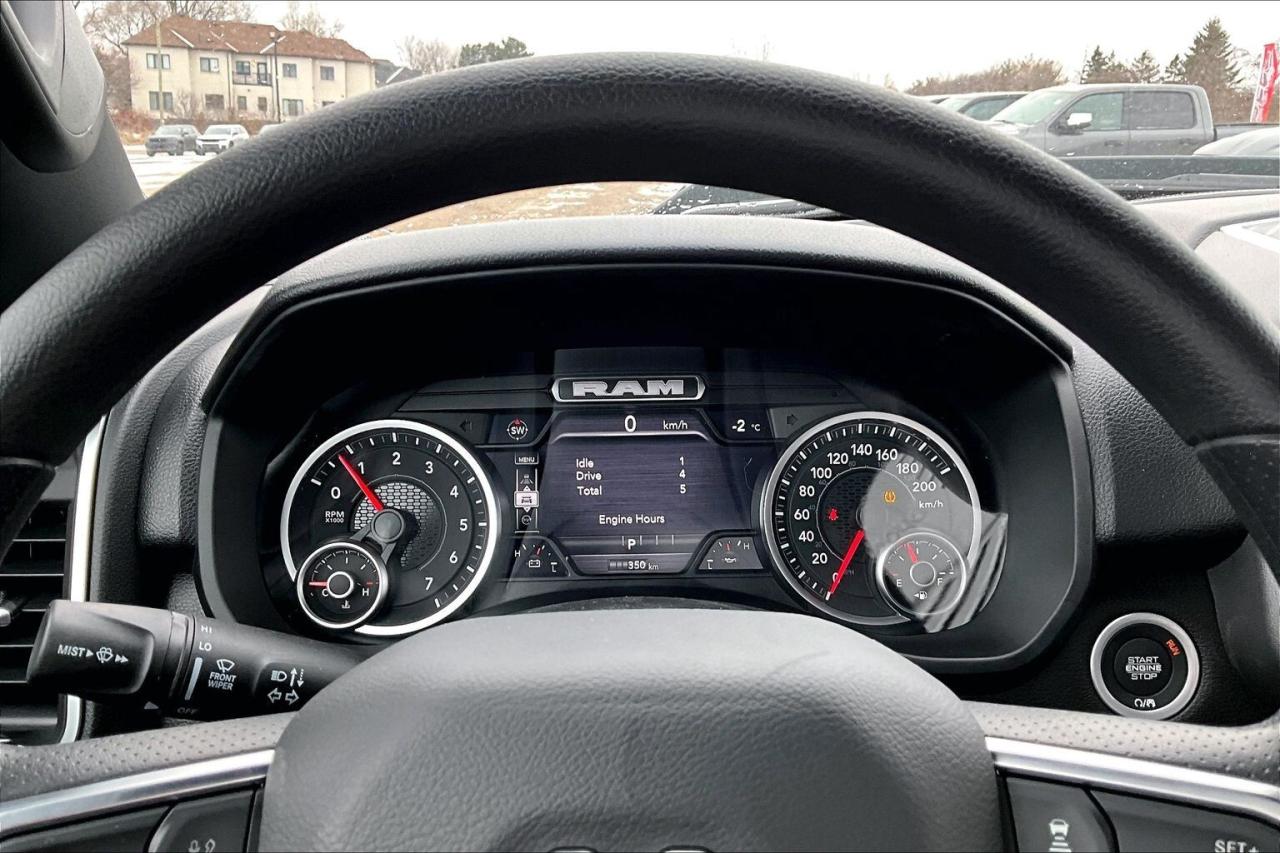 2026 RAM 1500 EXPRESS 4X4 | Blackout | 6FT 4INCH BOX | QUAD CAB Photo