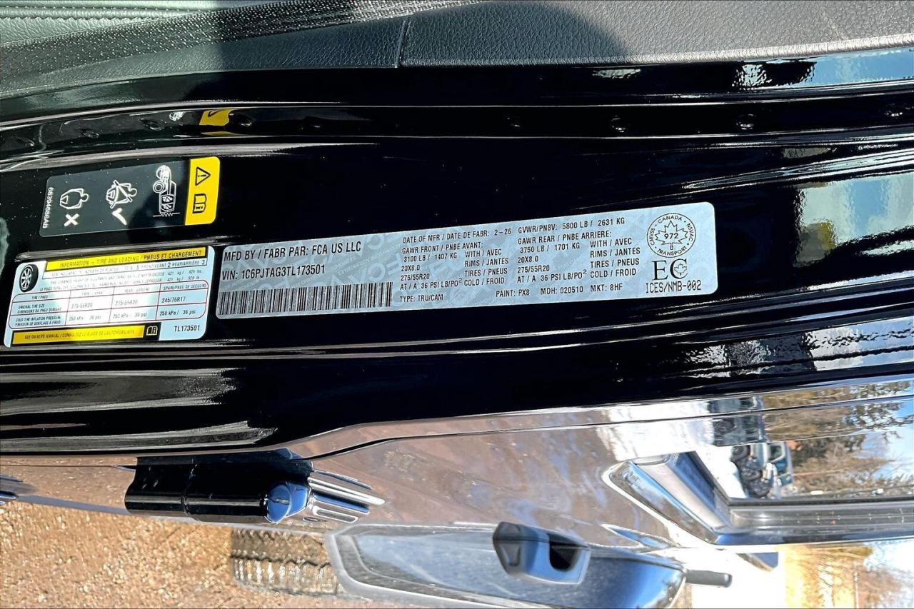 2026 Jeep Gladiator NIGHTHAWK | Leather | Heated Seats | 4x4 | R.Start Photo