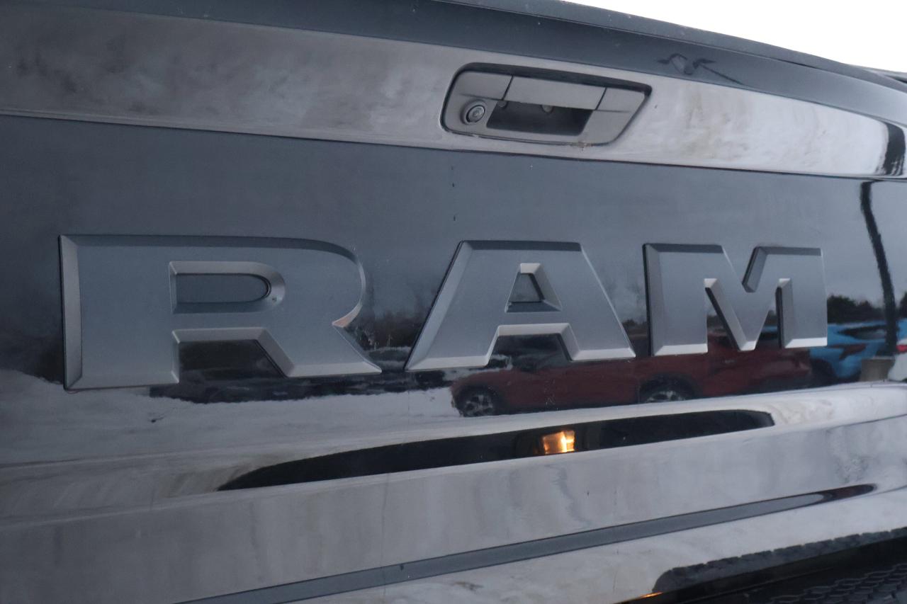 2020 RAM 1500 Classic EXPRESS Photo