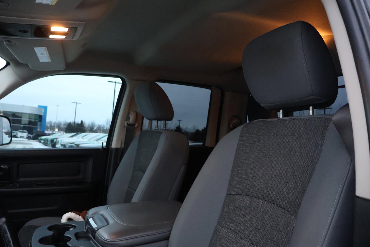 2020 RAM 1500 Classic EXPRESS Photo