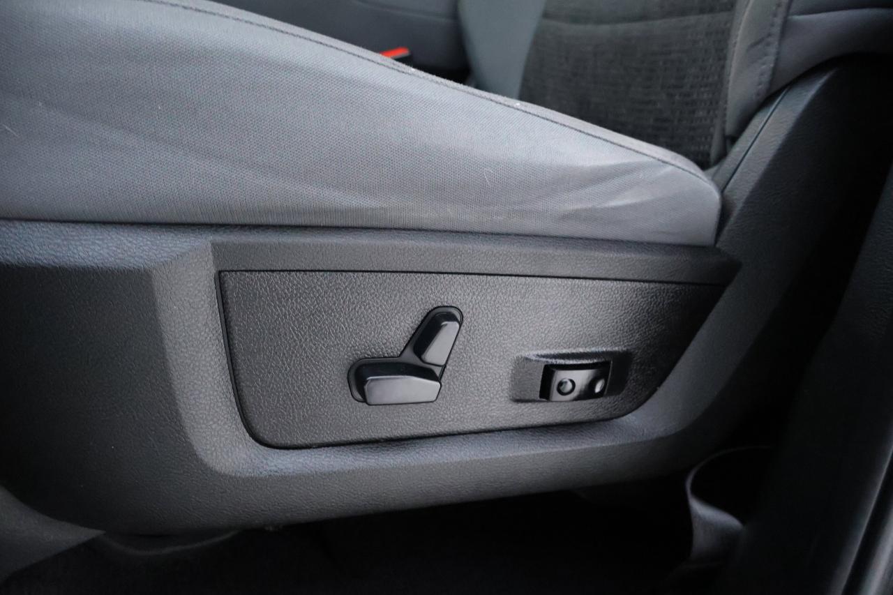 2020 RAM 1500 Classic EXPRESS Photo