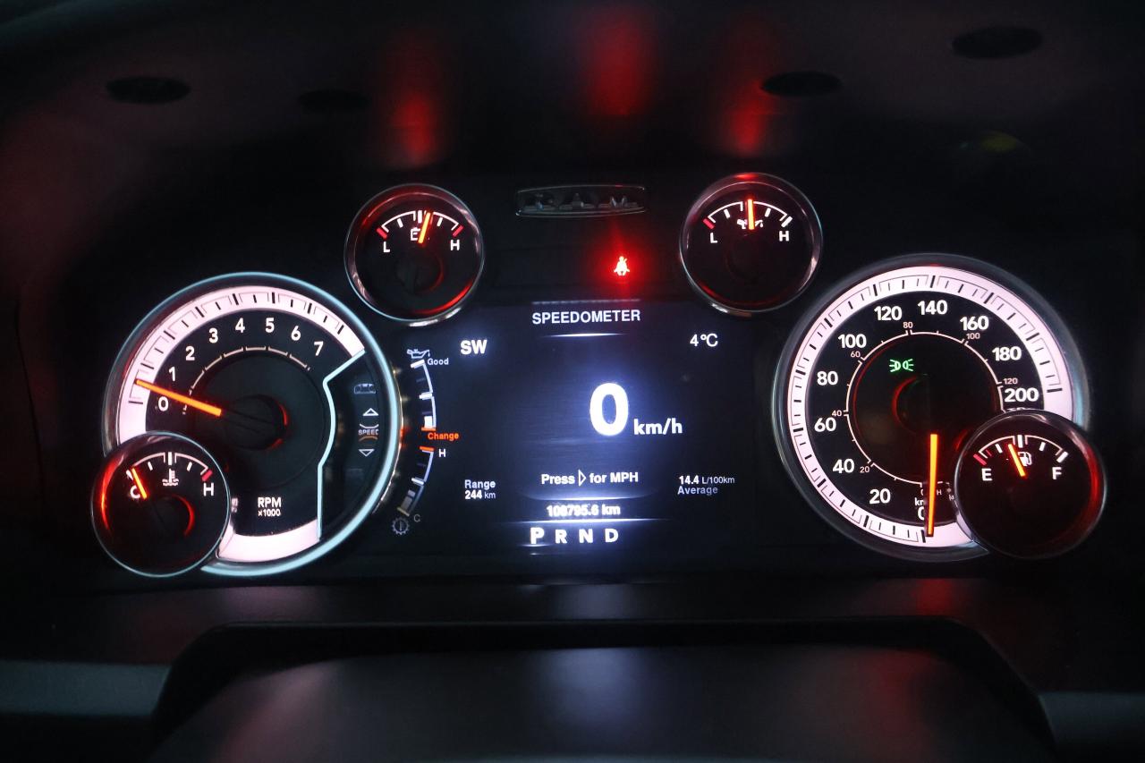 2020 RAM 1500 Classic EXPRESS Photo