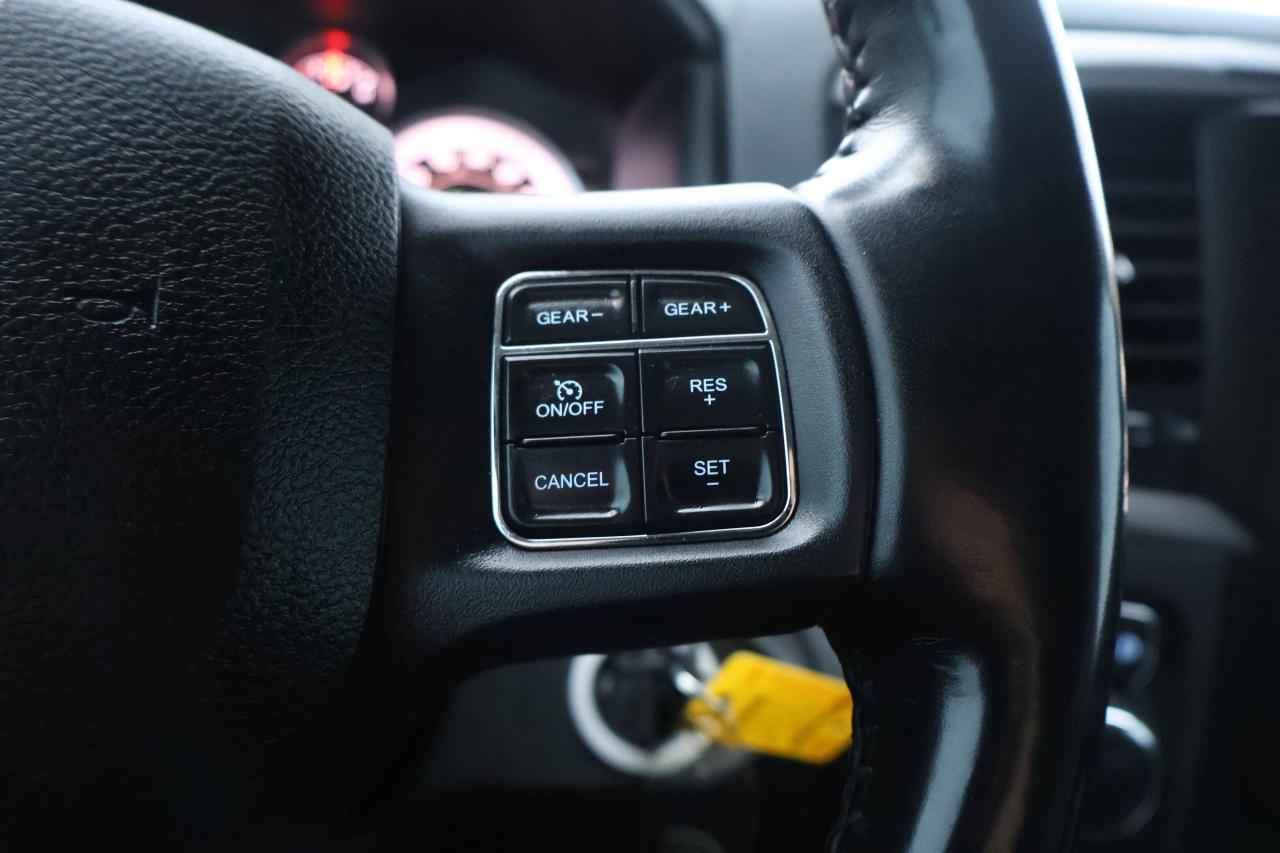 2020 RAM 1500 Classic EXPRESS Photo