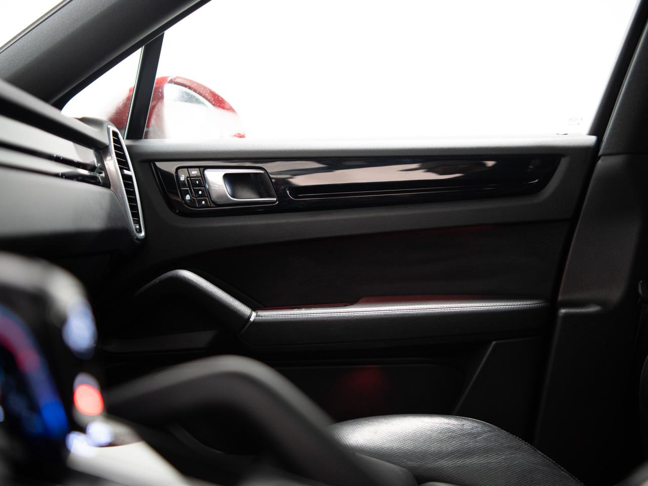 2021 Porsche Cayenne COUPE | PREMIUM PLUS PKG | BOSE | PANO | 22 IN Photo