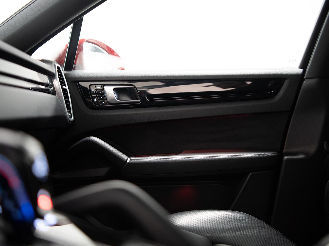 2021 Porsche Cayenne COUPE | PREMIUM PLUS PKG | BOSE | PANO | 22 IN Photo
