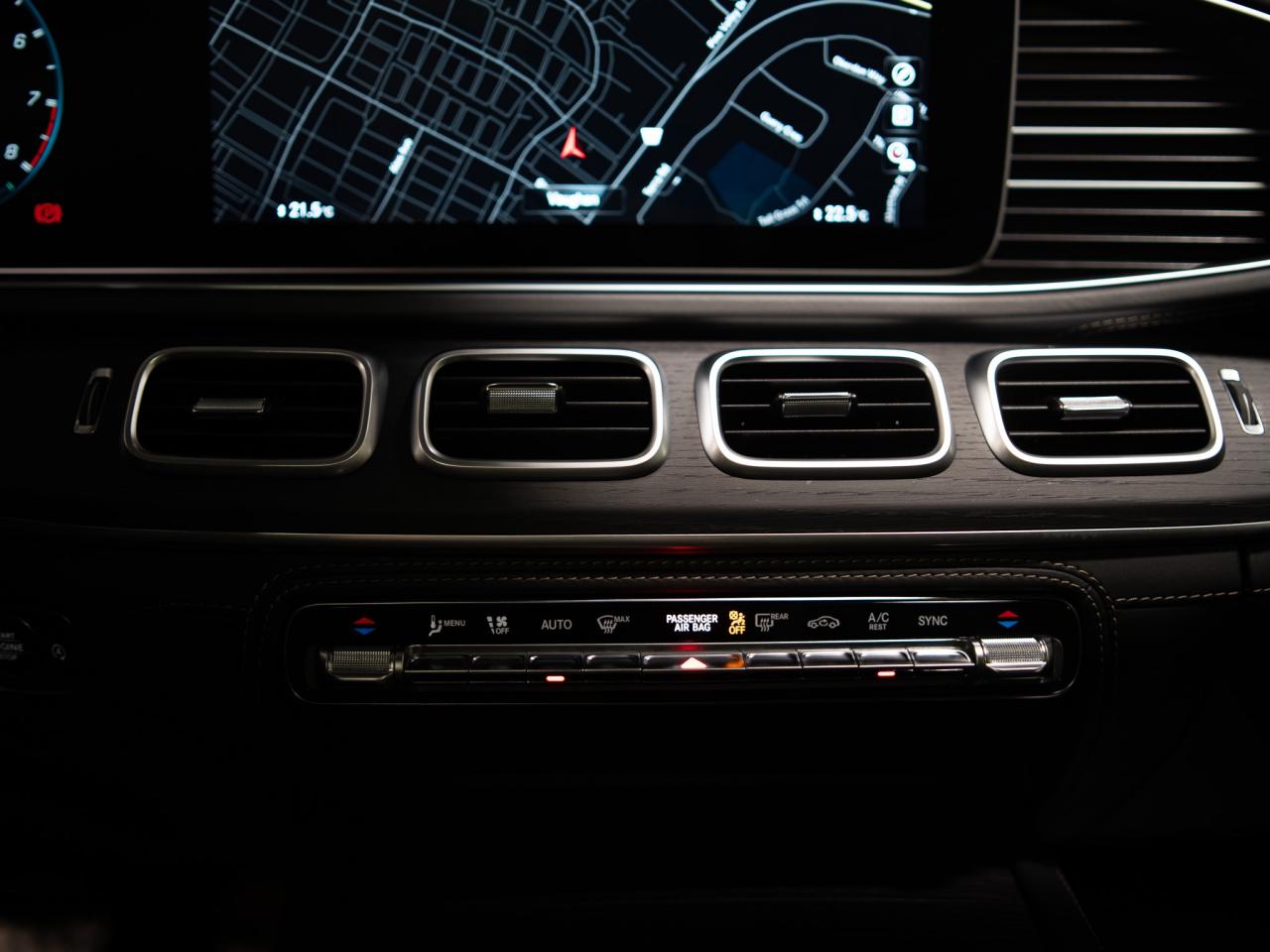 2021 Mercedes-Benz GLS 63 | AMG | PREMIUM & NIGHT PKG | 6 PASS | 23 IN Photo