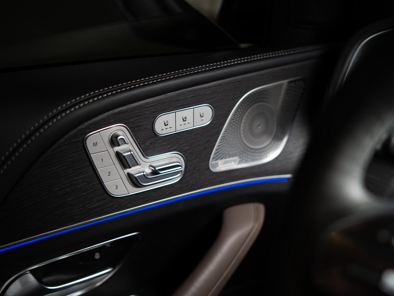 2021 Mercedes-Benz GLS 63 | AMG | PREMIUM & NIGHT PKG | 6 PASS | 23 IN Photo