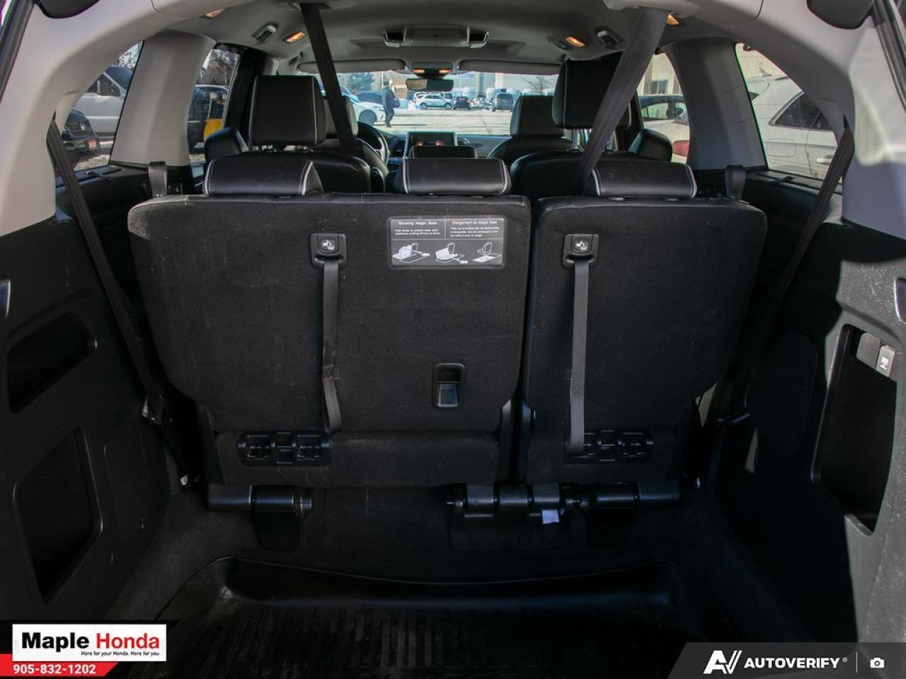 2022 Honda Odyssey Leather Seats| DVD| Navigation| Heated Seats Photo