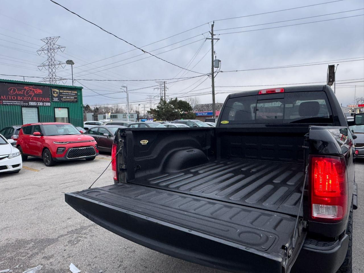 2016 RAM 1500 Express Photo