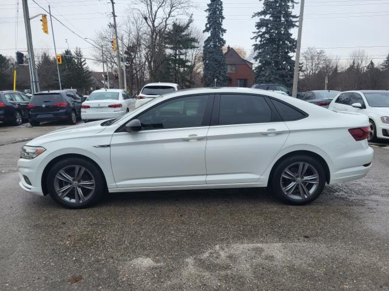 2020 Volkswagen Jetta RLINE Photo