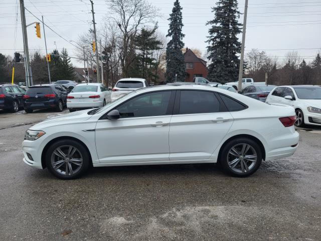 2020 Volkswagen Jetta RLINE Photo