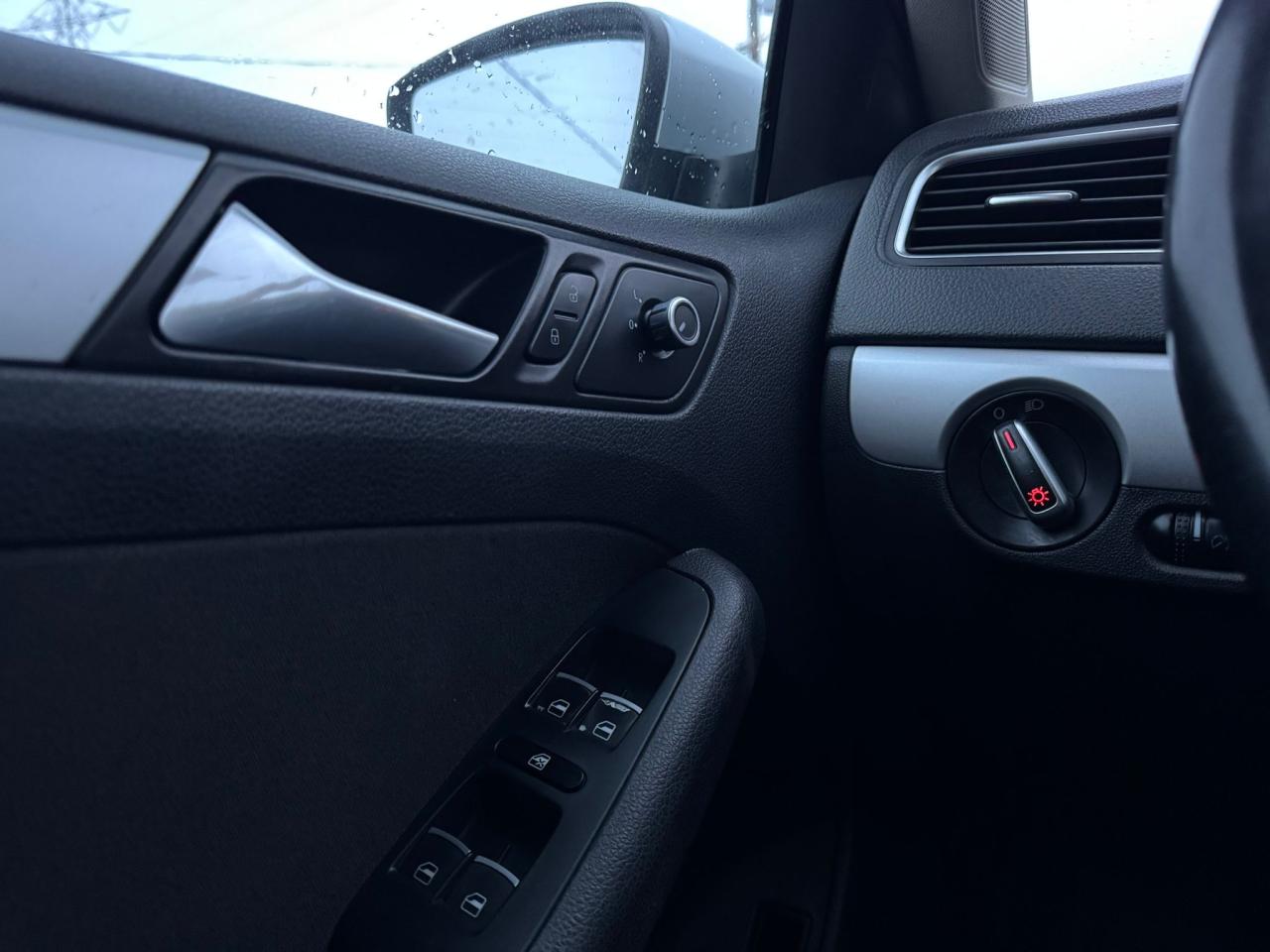 2013 Volkswagen Jetta comfortline Photo