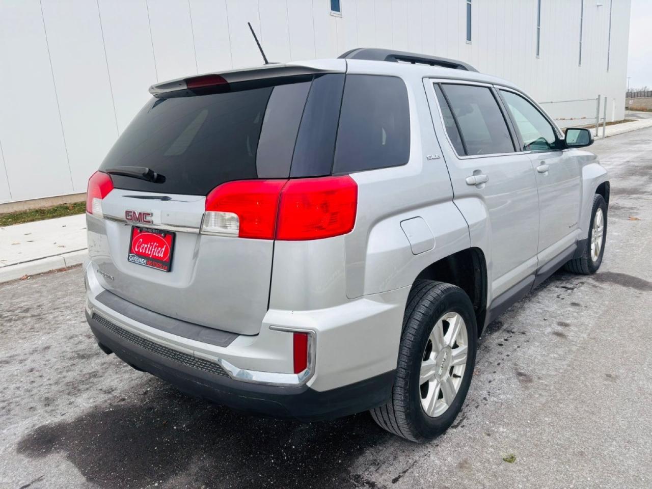 2016 GMC Terrain SL Front-wheel Drive Automatic Photo