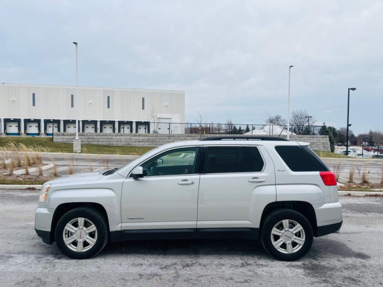 2016 GMC Terrain SL Front-wheel Drive Automatic Photo