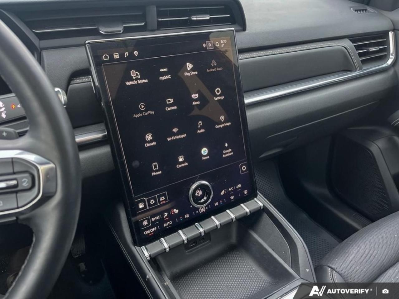 2025 GMC Terrain Elevation  TERRAIN ELEVATION, AWD, SUNROOF, LEATHER Photo