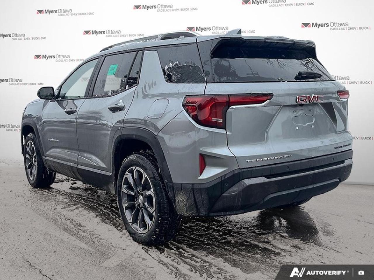 2025 GMC Terrain Elevation  TERRAIN ELEVATION, AWD, SUNROOF, LEATHER Photo3