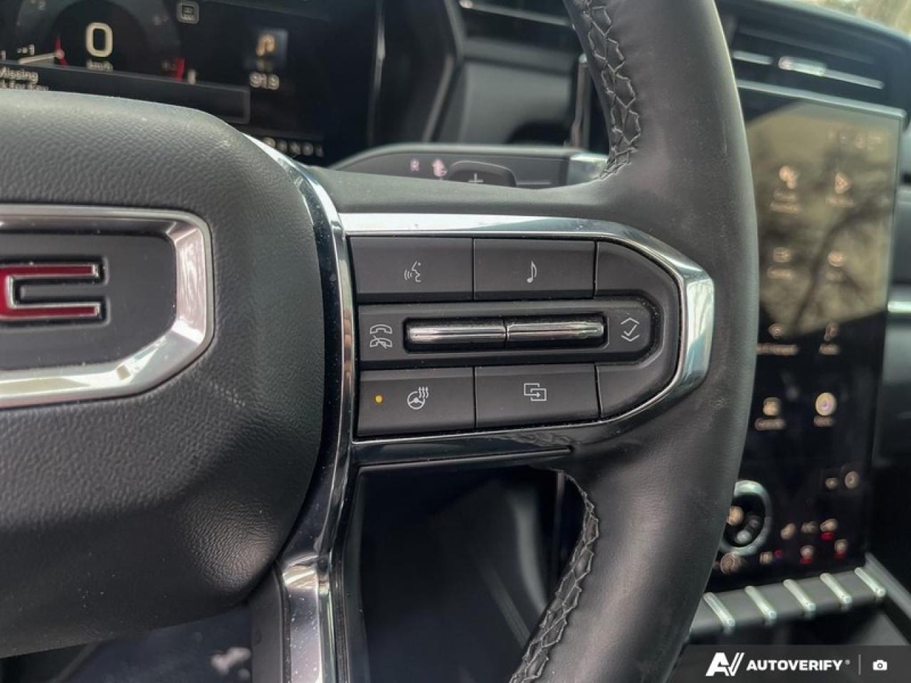 2025 GMC Terrain Elevation  TERRAIN ELEVATION, AWD, SUNROOF, LEATHER Photo