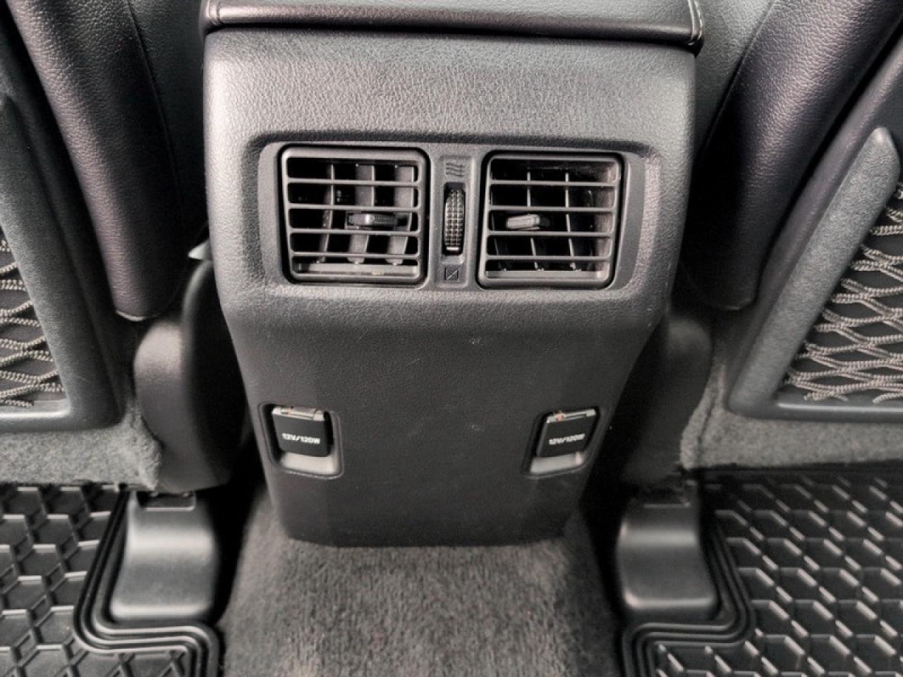 2018 Toyota 4Runner Limited  **ULTRA LOW MILEAGE - LOADED** Photo