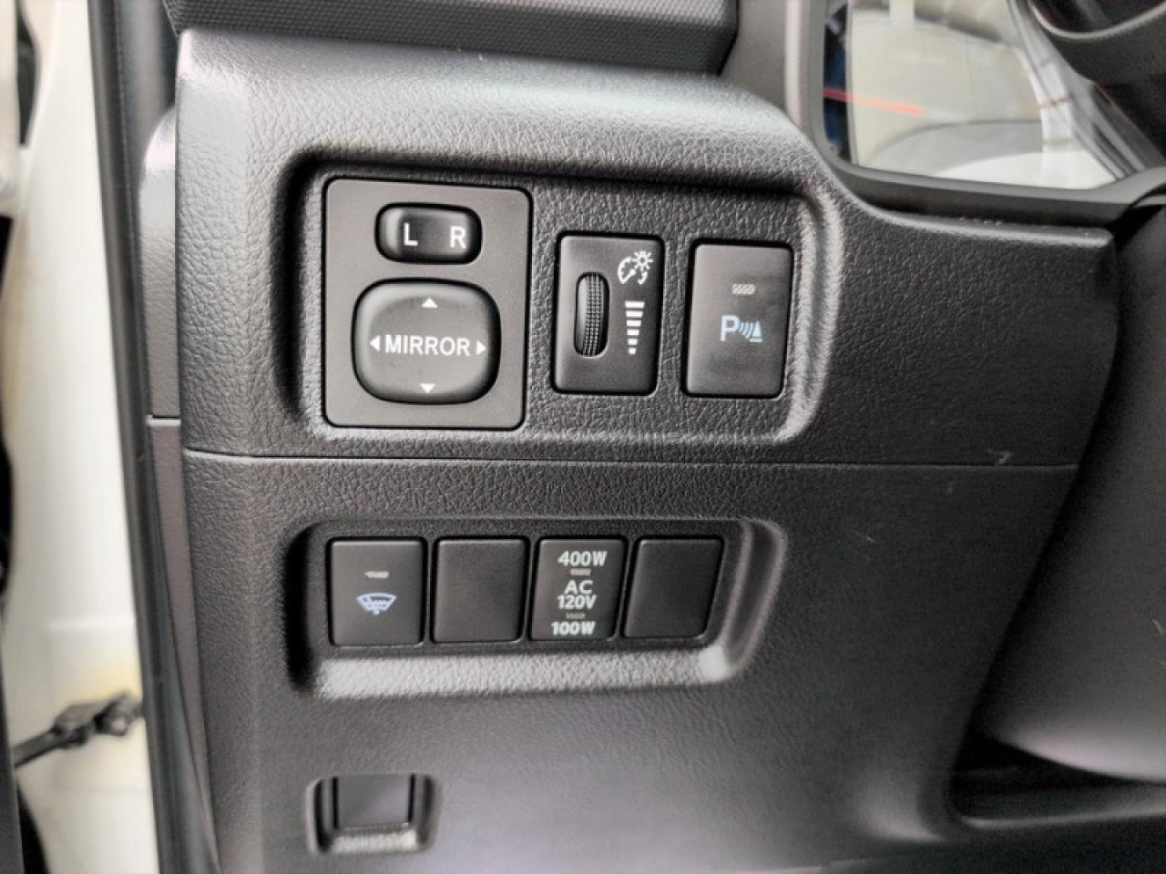 2018 Toyota 4Runner Limited  **ULTRA LOW MILEAGE - LOADED** Photo