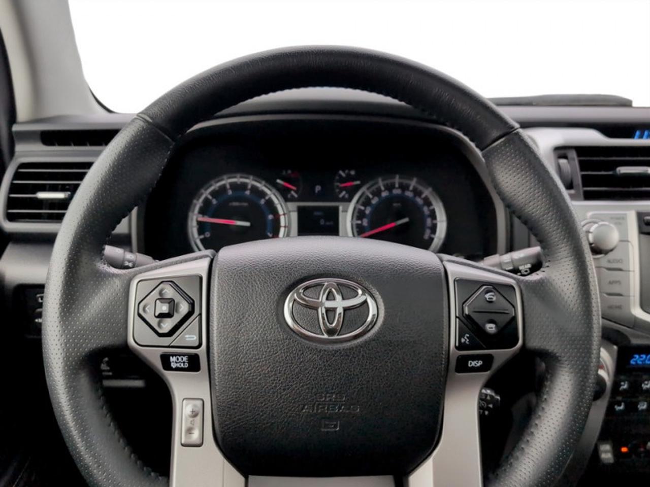 2018 Toyota 4Runner Limited  **ULTRA LOW MILEAGE - LOADED** Photo