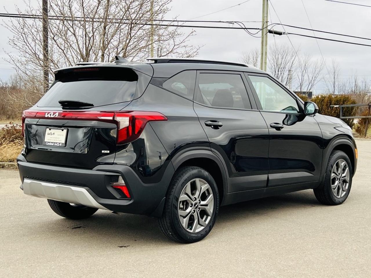 2024 Kia Seltos LX AWD Photo2