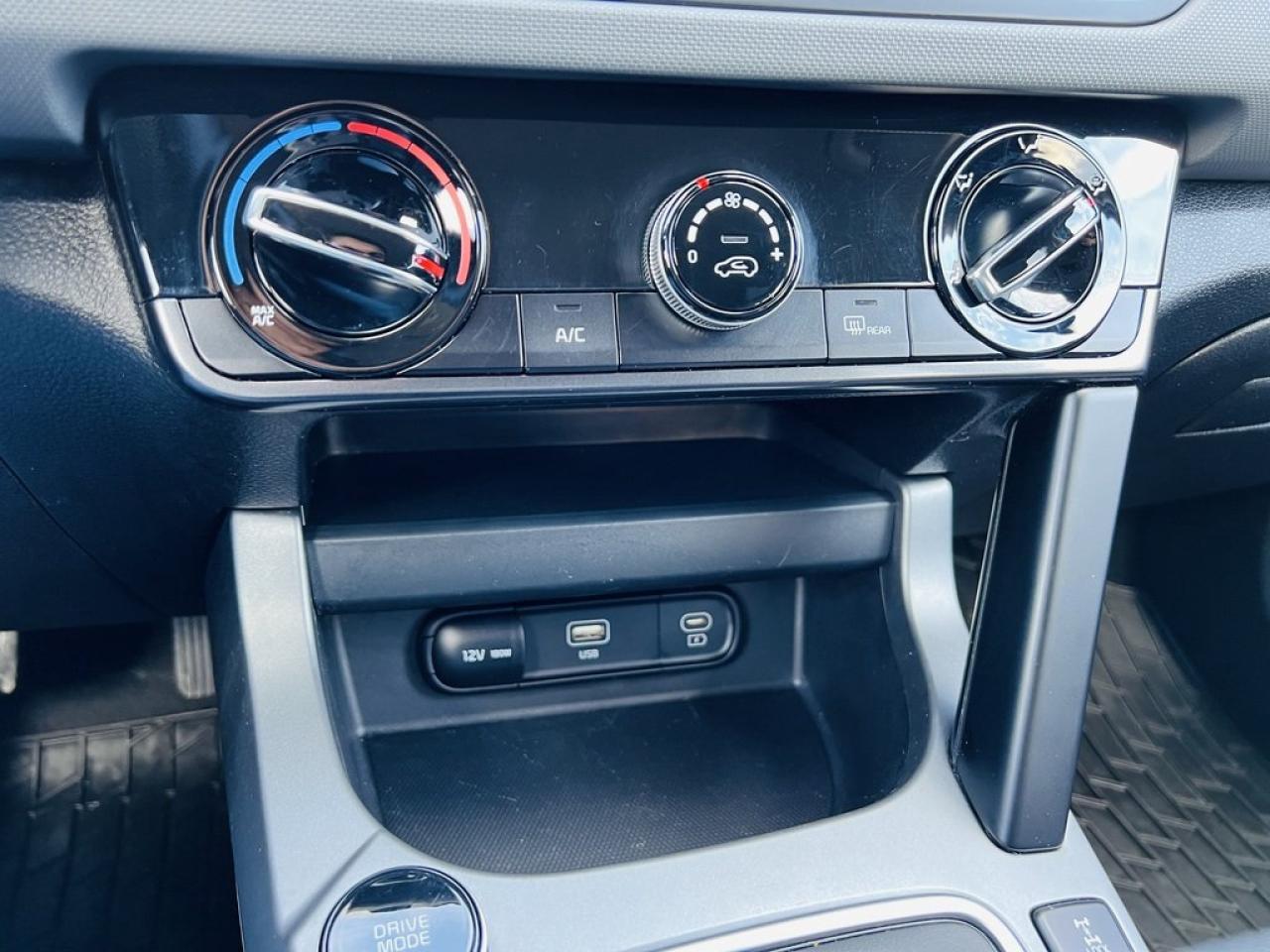 2024 Kia Seltos LX AWD Photo