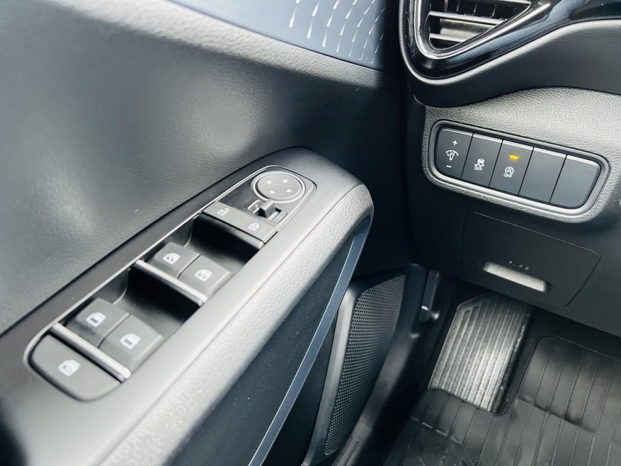 2025 Kia Soul EX+ Photo