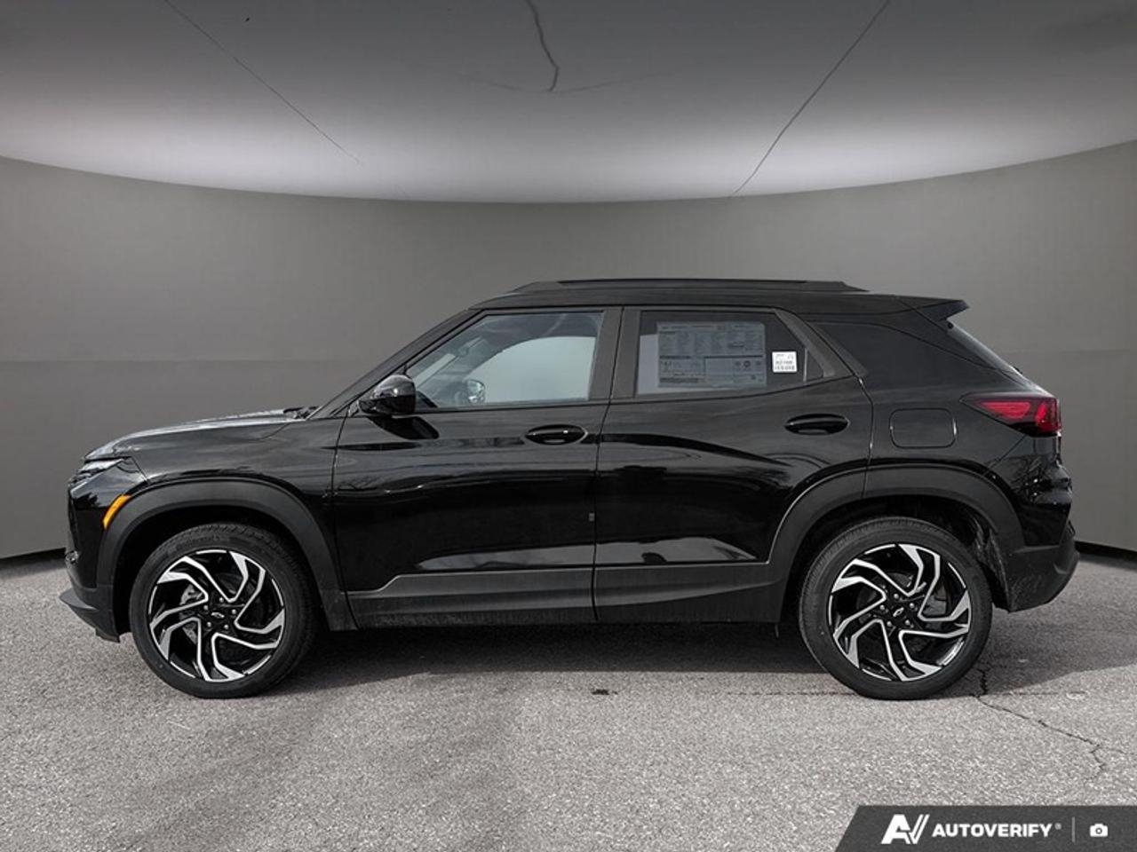 2026 Chevrolet TrailBlazer RS  - Sunroof - Power Liftgate Photo2