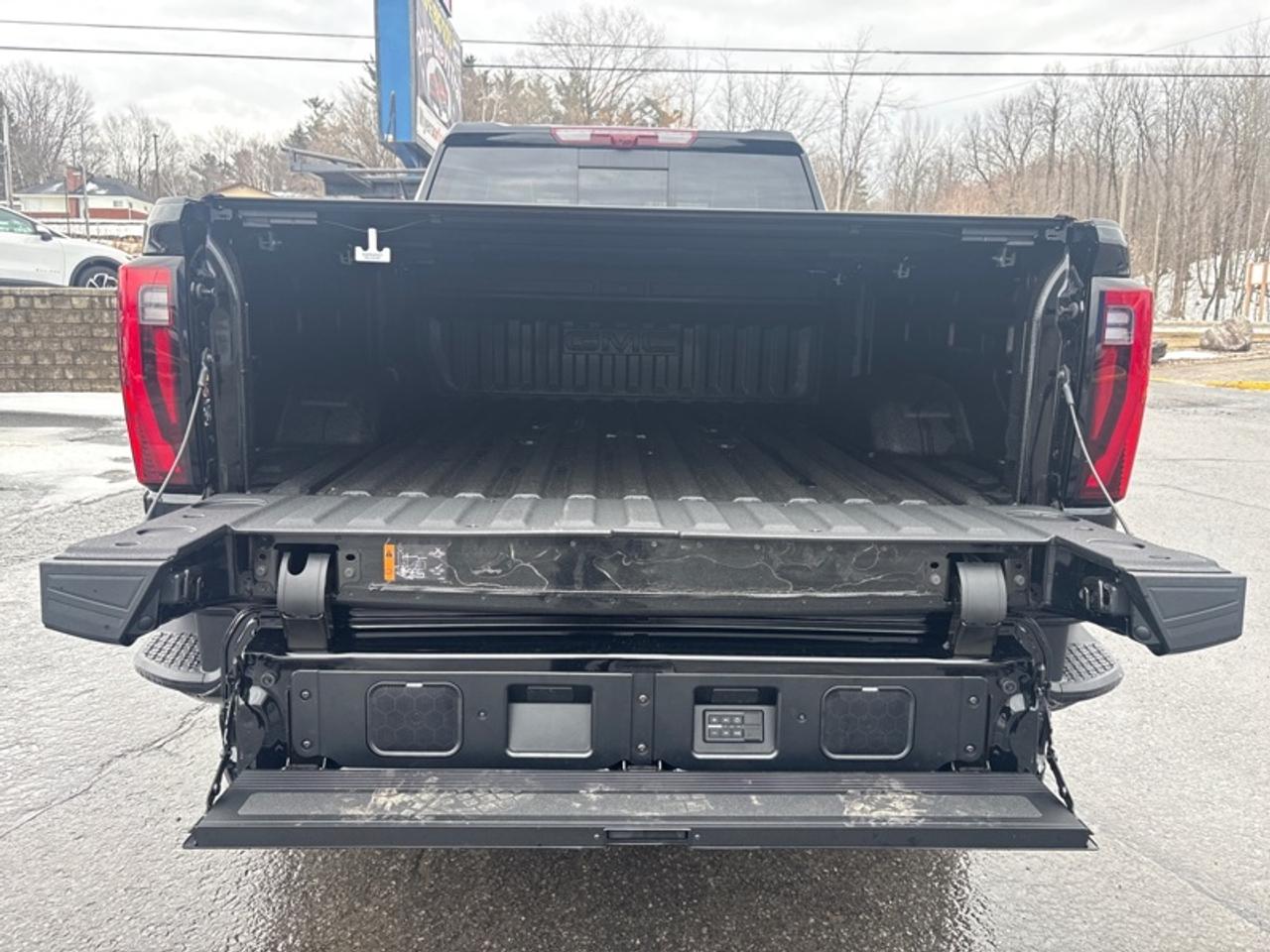2026 GMC Sierra 2500 HD Denali Ultimate  - Diesel Engine Photo