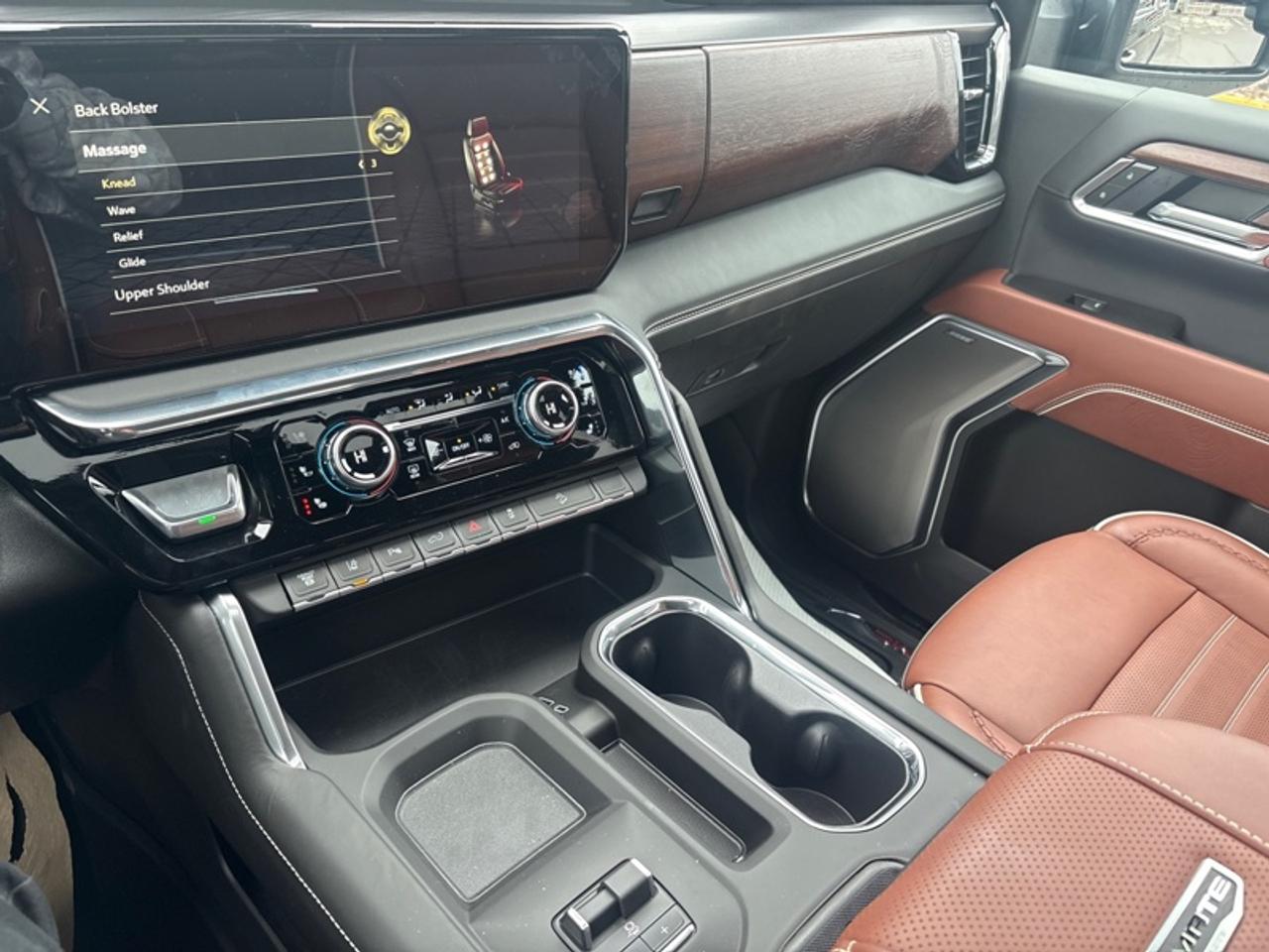 2026 GMC Sierra 2500 HD Denali Ultimate  - Diesel Engine Photo