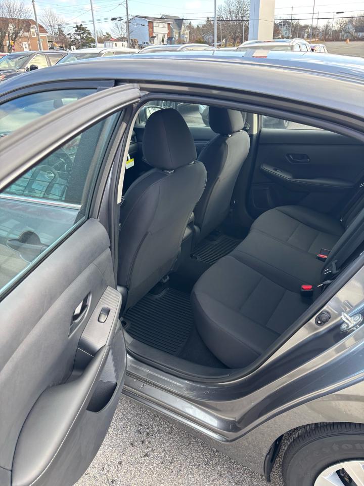 2025 Nissan Sentra S Plus Photo10